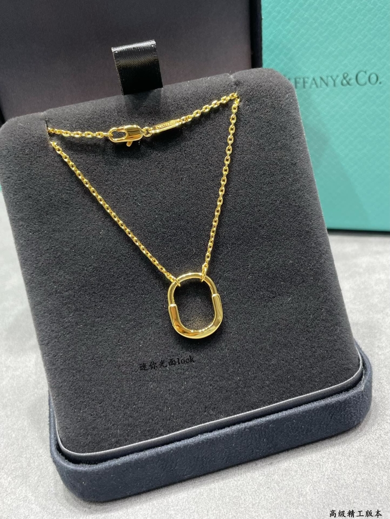 T*f*ny necklaces